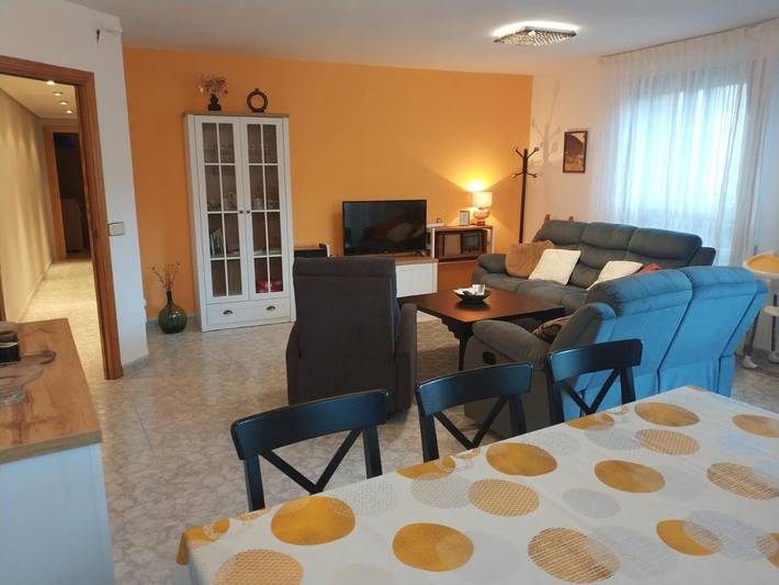 Apartamento para 7 personas, con balcón y vistas, Se admiten mascotas en Vinuesa