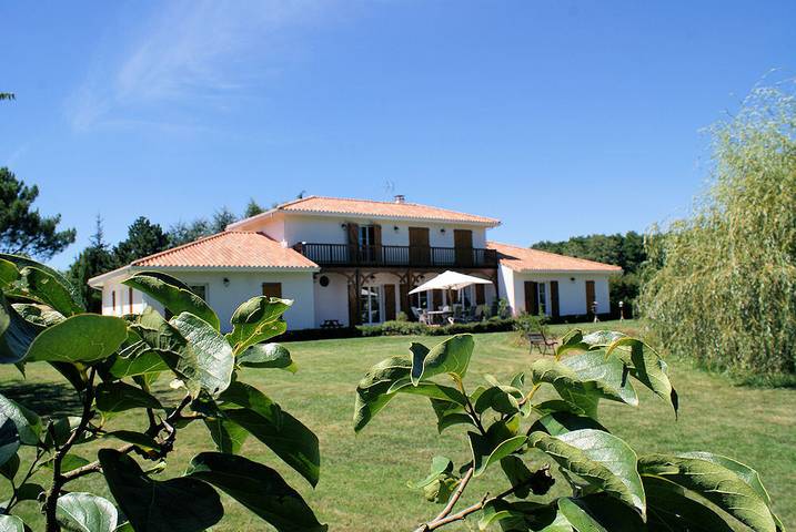Chambre d’hôte pour 2 personnes, avec jardin et piscine en Gironde - 4