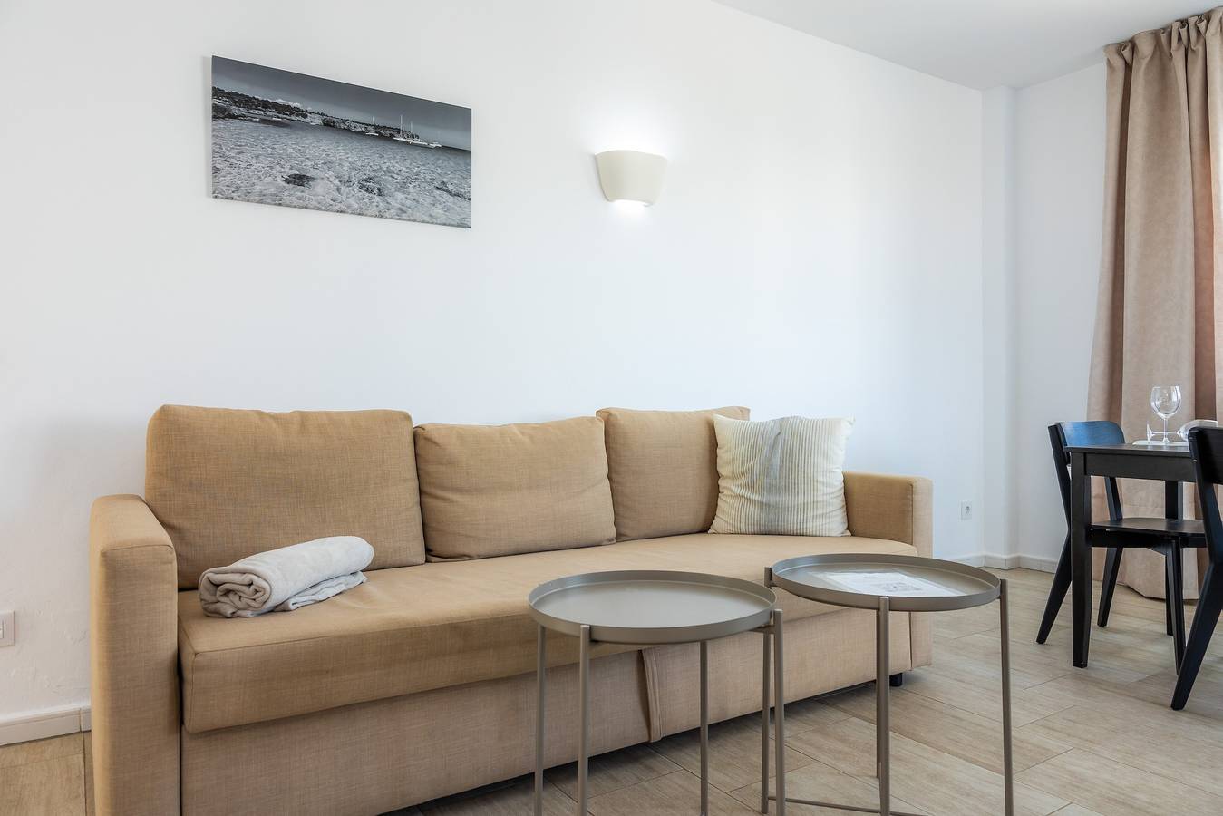 Ferienwohnung 'Pool View Room 101' mit Gemeinschaftspool, Wi-Fi und Klimaanlage in Portocolom, Felanitx