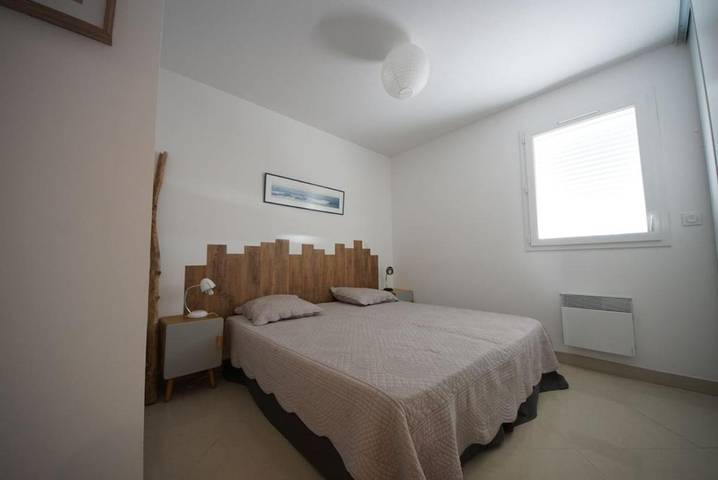 Gîte pour 4 personnes, avec vue et terrasse dans Office De Tourisme Saint Pierre La Mer - 3