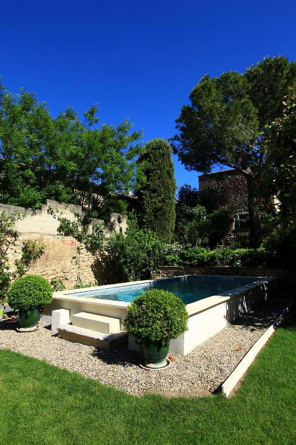 Hôtel pour 3 personnes, avec piscine ainsi que jardin et jacuzzi