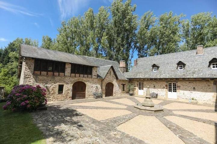 Château pour 14 personnes en Corrèze