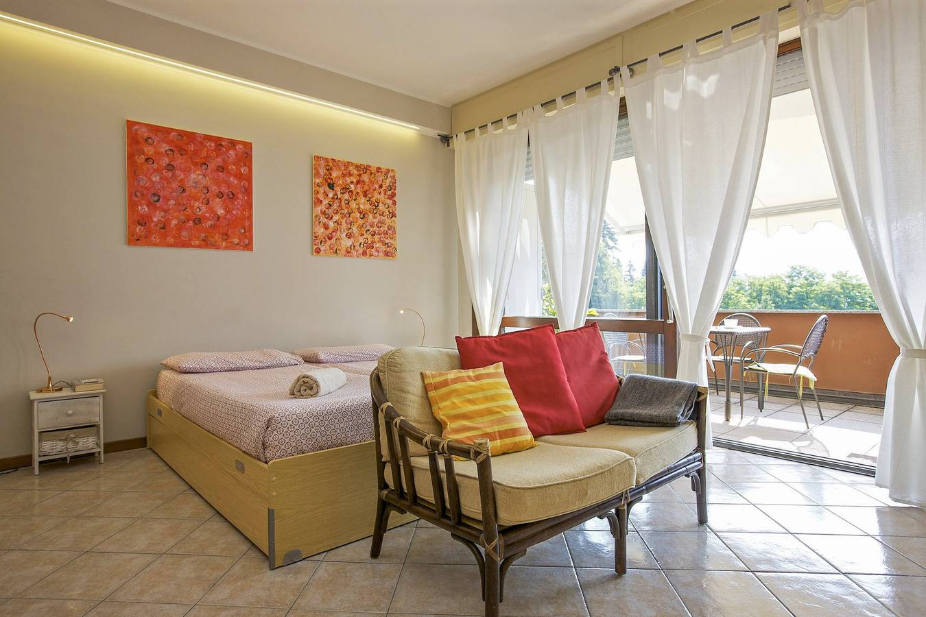 Geheel appartement, Vakantieappartement voor 3 personen met balkon in Susello, Ghiffa