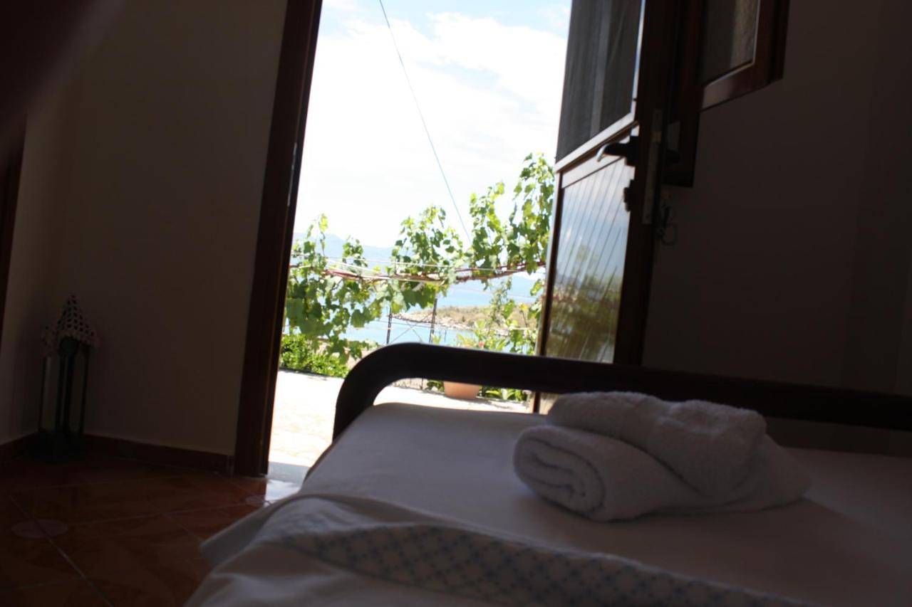 Guesthouse Benardo in Saranda, Vlorë