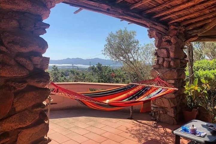 Villa pour 10 personnes, avec jardin et balcon dans La Maddalena