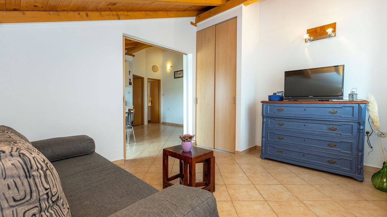 Ganze Ferienwohnung, Ferienwohnung für 4 Personen (47 m²) in Ražanac in Razanac, Zadar