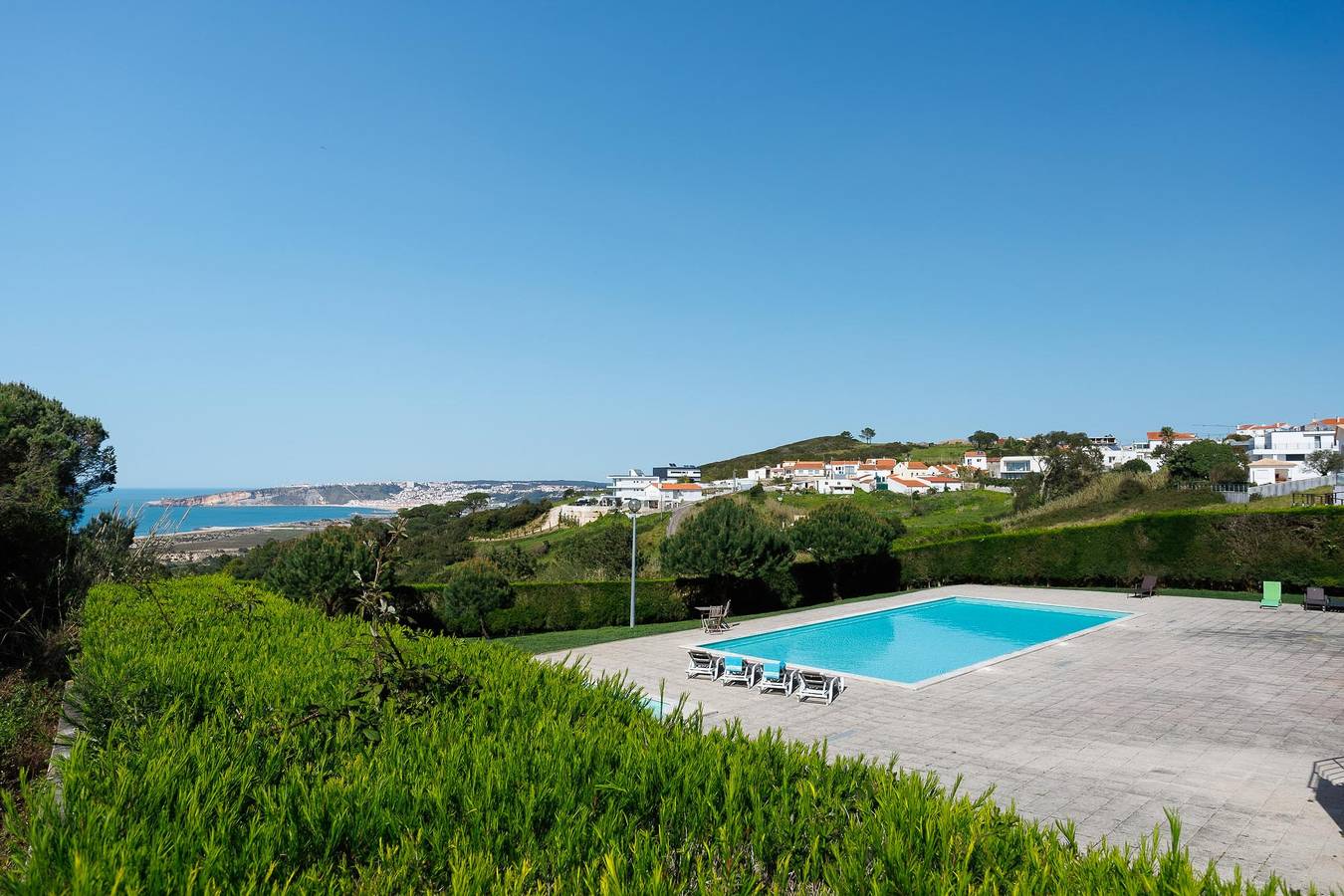 Villa pour 6 Personnes dans Praia do Salgado, Famalicão
