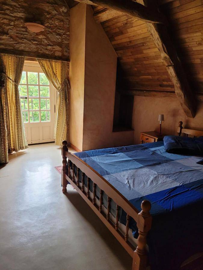 Location de vacances pour 8 personnes, avec jardin ainsi que piscine et vue à Varaire - 2