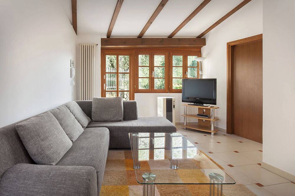 Villa Fuzzys - Altes Bauernhaus in Malcesine, Gardasee-Berge