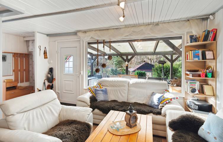 Rückzugsort am Fluss mit Terrasse, Parkplatz und WiFi in Weitendorf, Ludwigslust-Parchim
