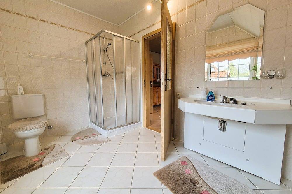 Ganze Wohnung, Ferienwohnung 1 rechts Eldenholz Objekt-Id 120284 - Ferienwohnungen Eldenholz in Waren (Müritz), Müritz