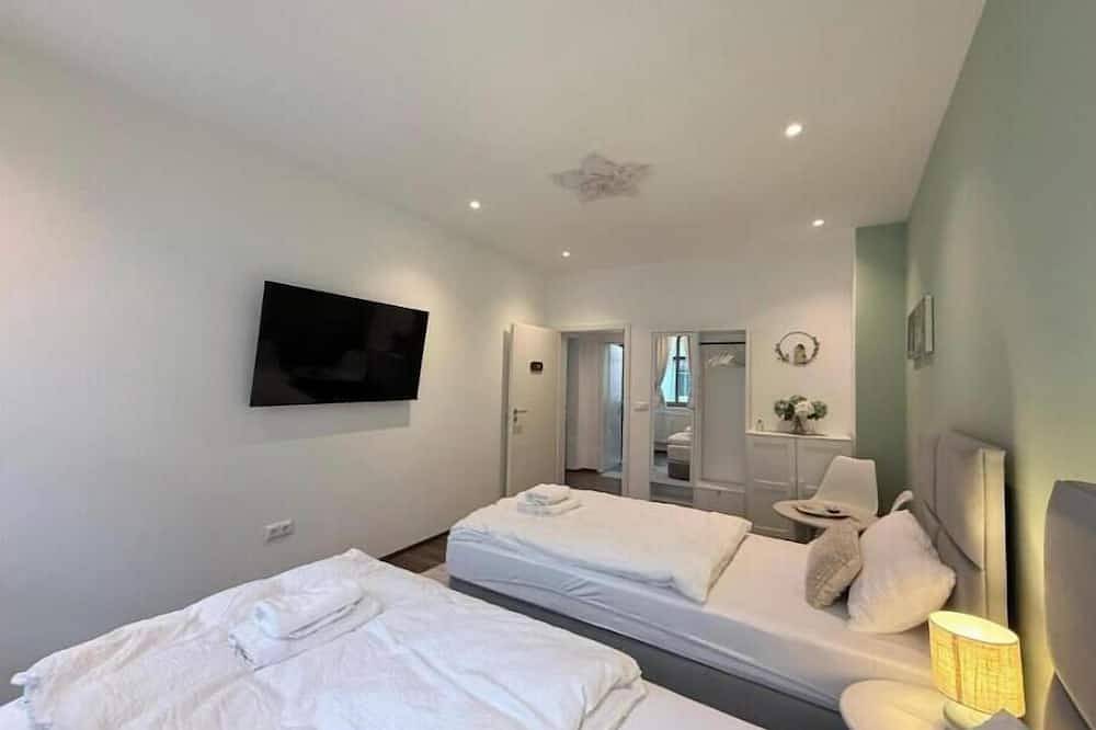 Ganze Wohnung, Apartmenthaus Döbeln Zentrum : Superior Apartment mit Balkon in Döbeln, Chemnitz und Umgebung