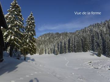 Gîte pour 2 personnes, avec terrasse et jardin dans le Jura