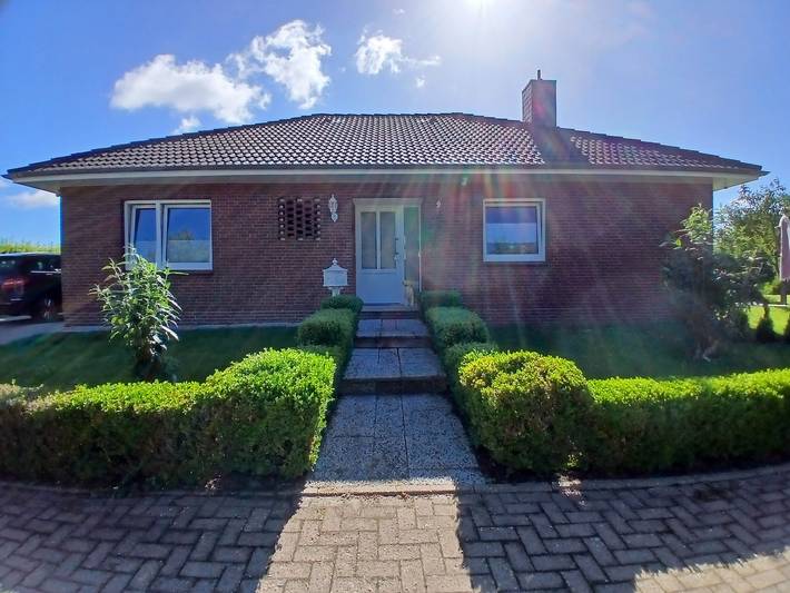 Ferienhaus für 4 Personen, mit Garten am Jadebusen