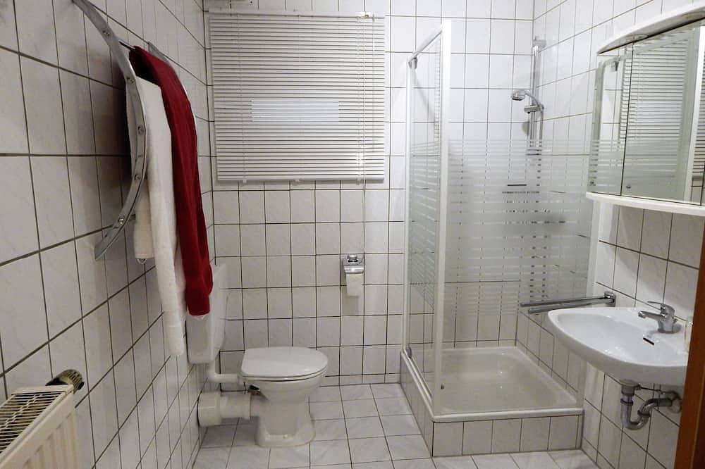 Ganze Wohnung, Am Alten Berg | 40m2 Fewo für 3 Personen mit Küchenzeile und Terrasse in Ochsenfurt, Fränkisches Weinland