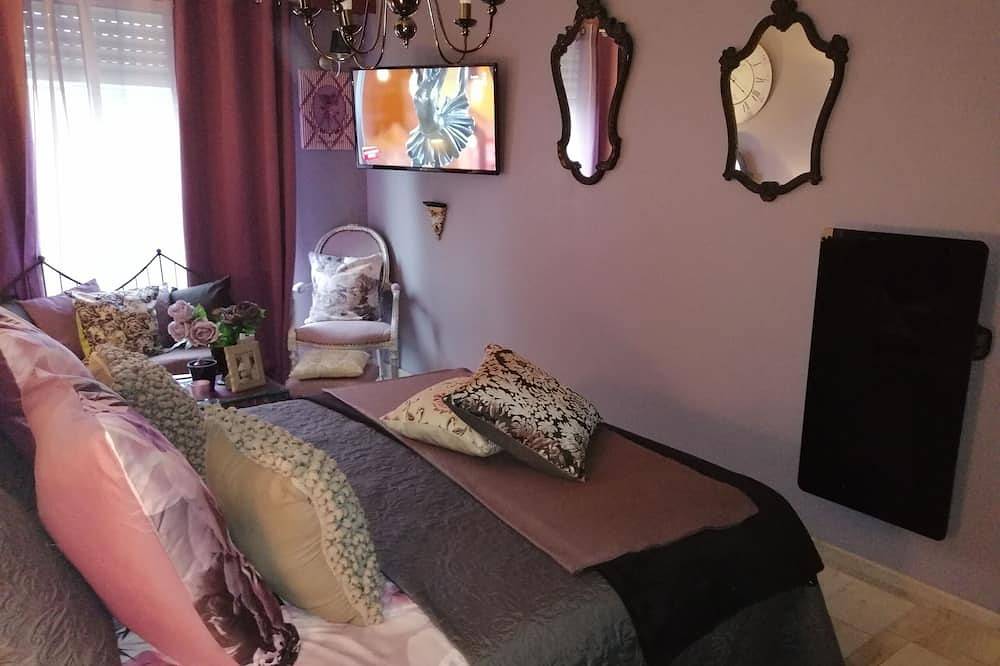 Whole House Bed and Breakfast in Caudan, Côte des Mégalithes
