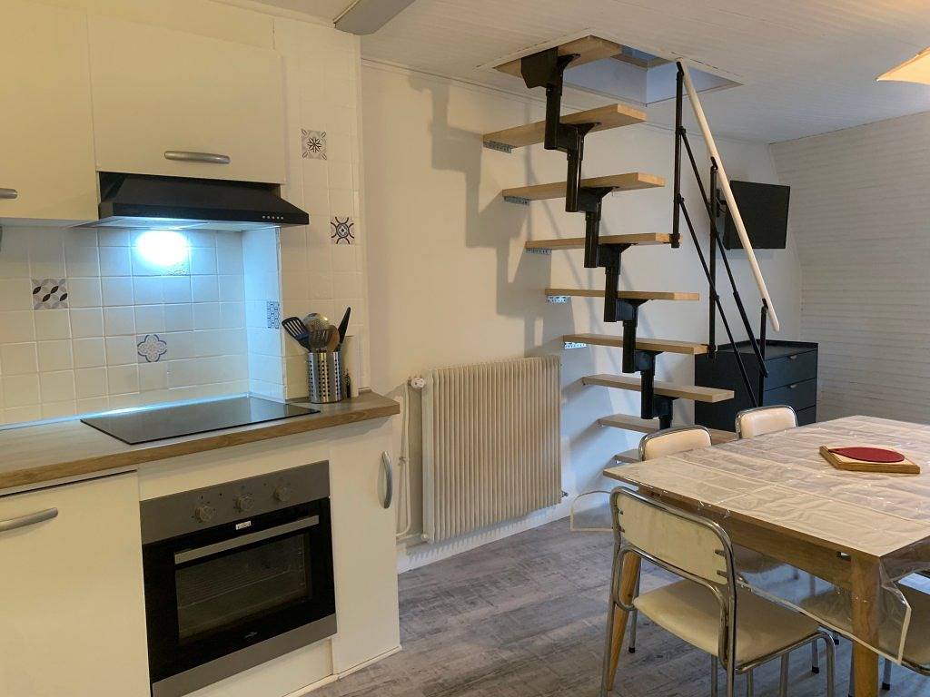 Duplex 4/6 personnes, avec Wifi - proche du centre in La Bourboule, Parc naturel régional des Volcans d'Auvergne