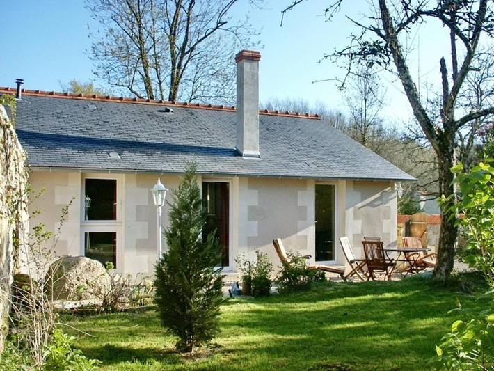 Location de vacances pour 4 personnes, avec jardin et terrasse à Saint-Benoît-la-Forêt