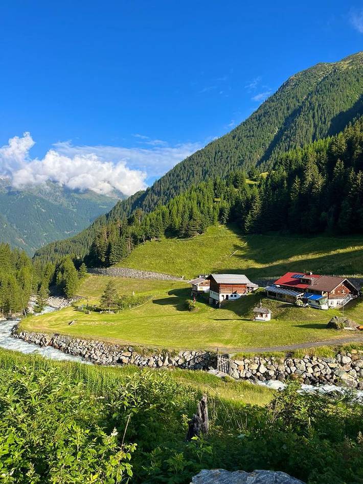 Ferienwohnung für 10 Personen, mit Garten im Ötztal