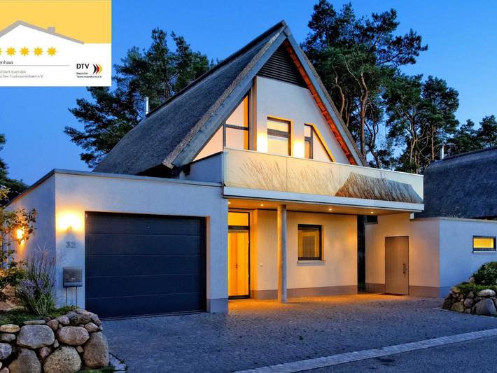 Ferienpark für 8 Personen, mit Balkon und Terrasse sowie Garten und Sauna in Karlshagen