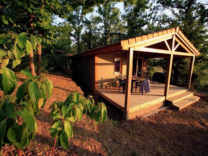 Gîte pour 6 personnes, avec terrasse à Monclar-de-Quercy