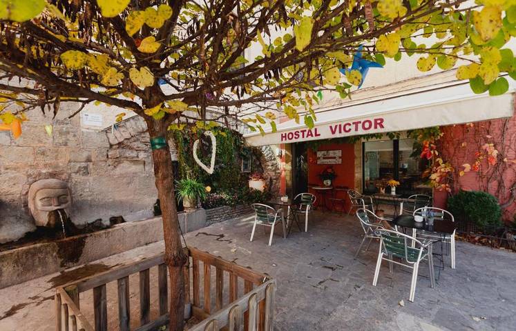 Hôtel pour 3 personnes, avec terrasse et jardin à Oliana