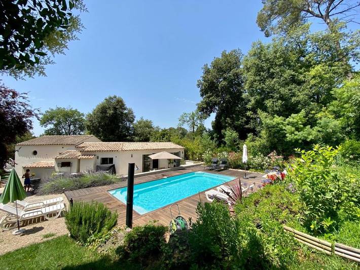 Villa pour 6 personnes, avec vue ainsi que piscine et jardin, animaux acceptés à Roquefort-les-Pins - 2