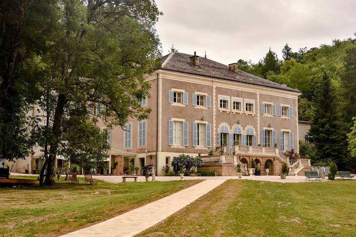 Château pour 30 personnes, avec jacuzzi et terrasse ainsi que sauna et jardin dans Occitanie - 2