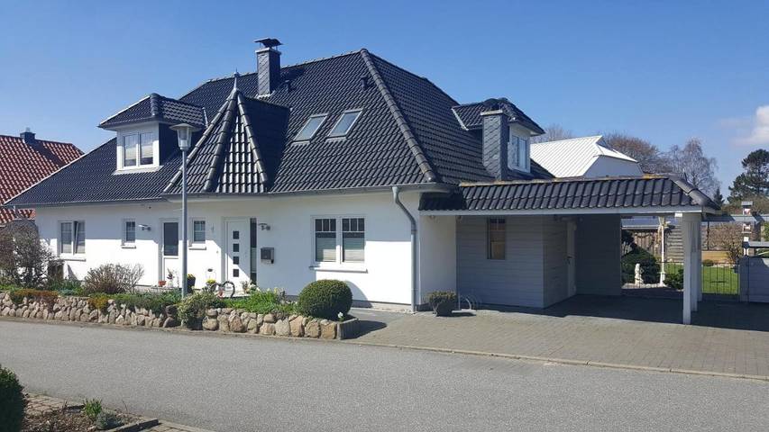 Ferienwohnung für 3 Personen, mit Garten und Seeblick sowie Ausblick in Rüdeheck
