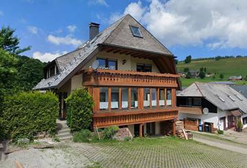 Gîte pour 10 personnes, avec jardin et vue à Oberried