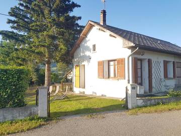 Gîte pour 5 personnes, avec jardin et vue à Chabottes