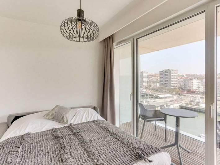 Apartamento entero, Apartamento relajante frente al río para 6 in Boulogne-sur-Mer, Boulogne-sur-Mer region