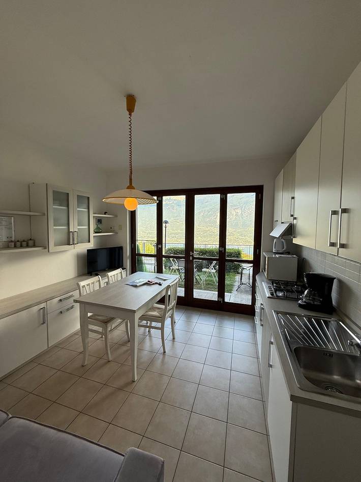 Appartamento intero, La Quiete 30 Lake view Apartment in Pieve di Tremosine, Tremosine