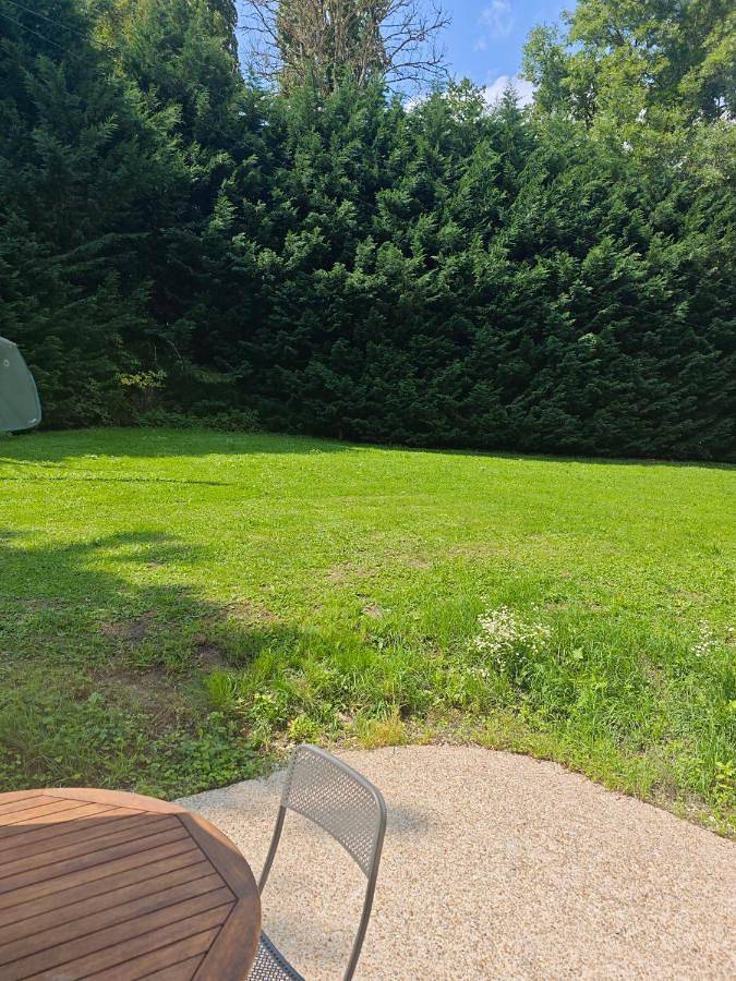 Two-Bedroom House in Aulnoy, Seine-et-Marne