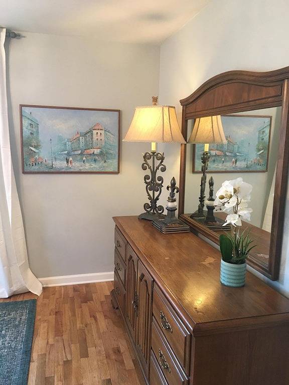 ★ Luxus-5-Sterne-Haus ★ Lage ~ Eingezäunter Hof ~ Familien ~ Paare ~ 24-Stunden-Support-Team in Topeka, Shawnee County