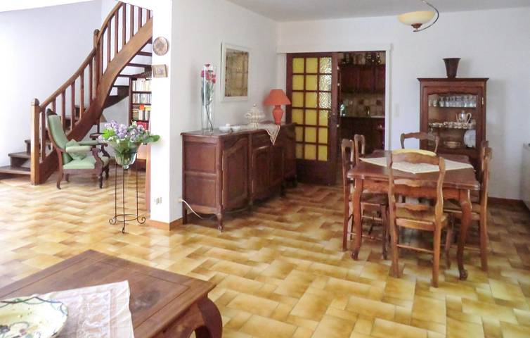 Location de vacances pour 9 personnes, avec jardin ainsi que terrasse et piscine à Vedène - 4