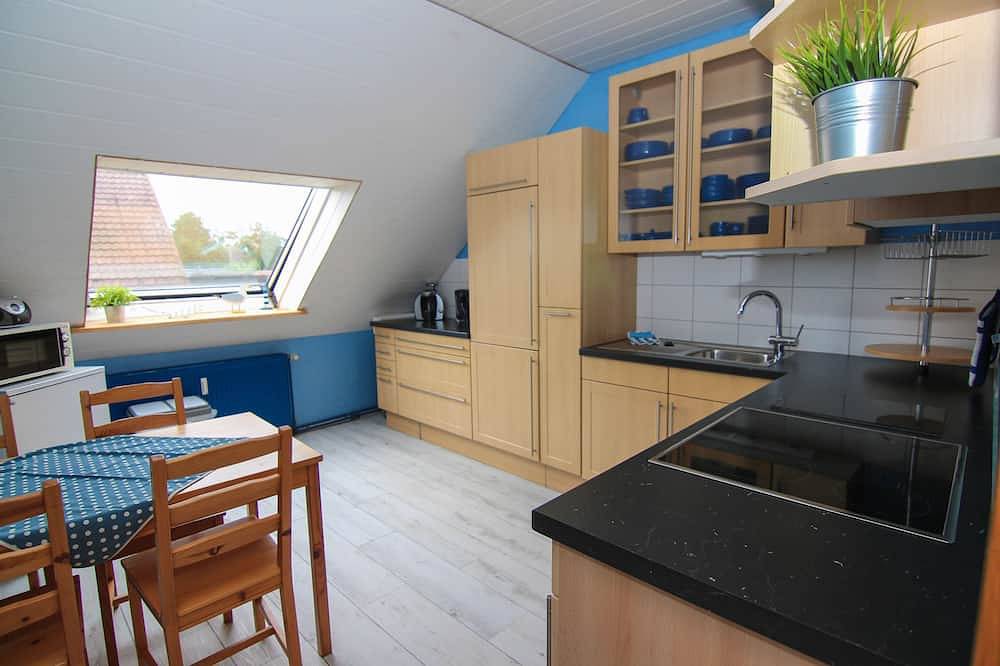 Ganze Wohnung, 100qm 3-Sterne-Ferien-Wohnung, Nähe Weserstrand+Nordsee, ruhige+schöne Lage in Nordenham, Wesermarsch