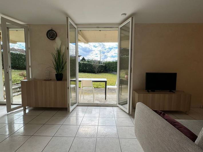 Location de vacances pour 2 personnes, avec Terrasse et Jardin à Aix-les-Bains