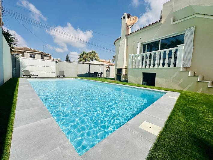 Casa rural para 8 personas, con terraza y jardín en Torrevieja - 3