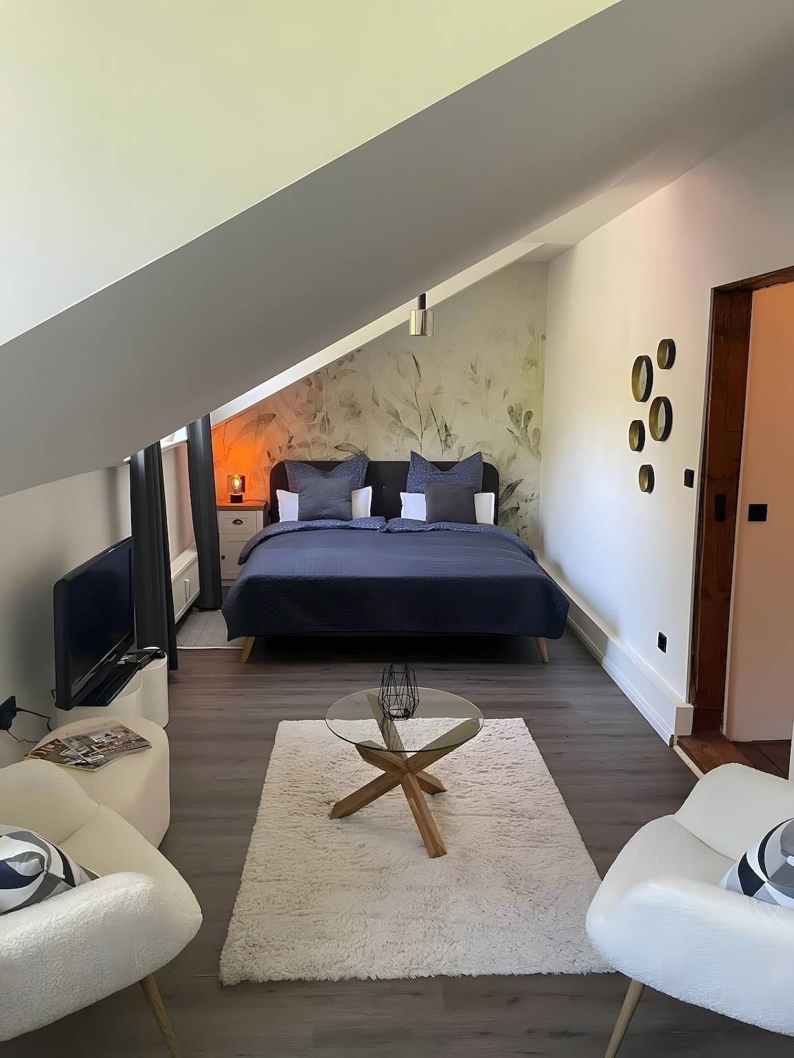 Ganze Wohnung, Apartment 'Gutsherren Räume im Gutshaus Groß' mit Wlan in Gülzow-Prüzen, Naturpark Nossentiner/Schwinzer Heide