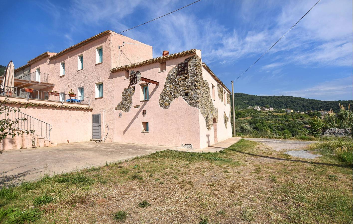 Apartamento junto al mar con TV, aparcamiento, terraza y cocina - 1,5 km de la costa in Longobardi, Costa Tirrénica Calabria