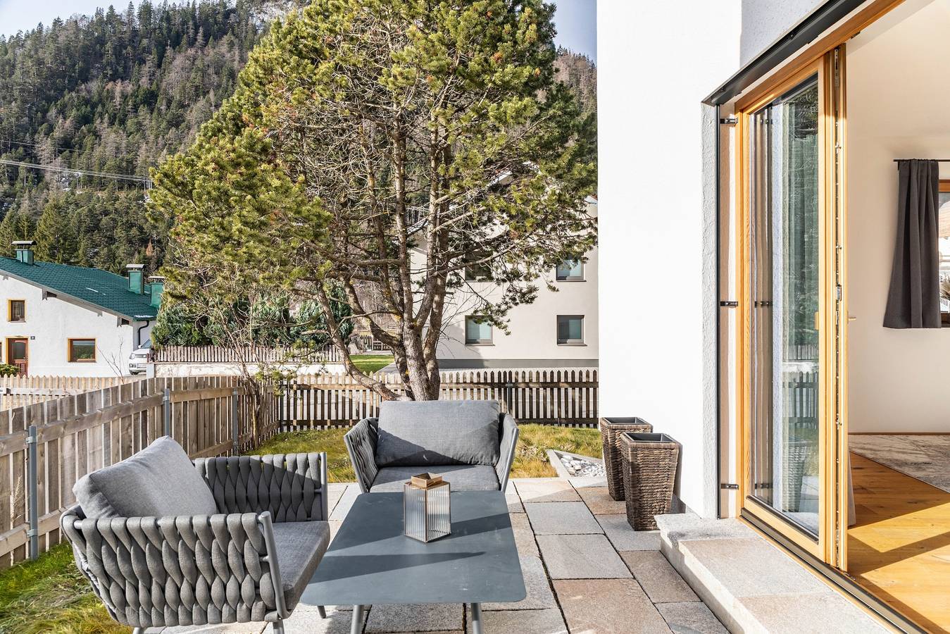 Ganze Wohnung, Apartment 'Luisa' mit Bergblick, privater Terrasse und Wlan in Scharnitz, Arnspitzgruppe