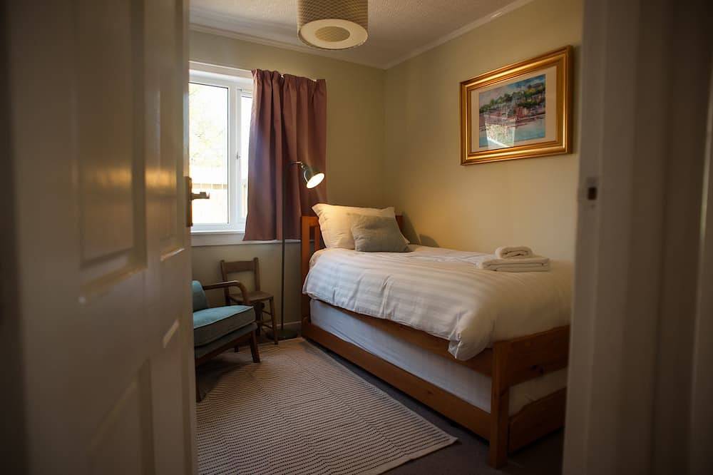 Ganze Wohnung, Beautiful 4 bed house with views of hills and sea in Oban, Loch Linnhe