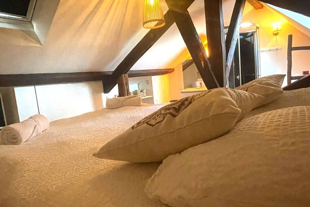Ganze Wohnung, Duplex-Apartment-Ensuite mit Dusche in Bourges, Bourges und Umgebung