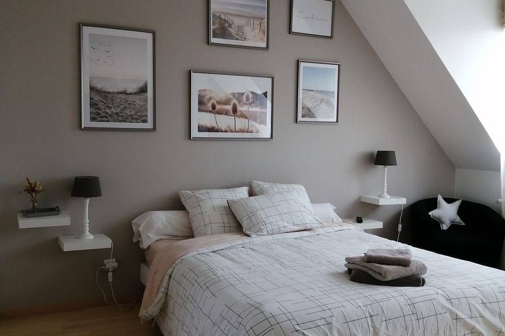 Haus in der Nähe von Disneyland (15 Minuten) und Paris (25 Minuten vom Zentrum entfernt) in Champs-sur-Marne, Seine-et-Marne