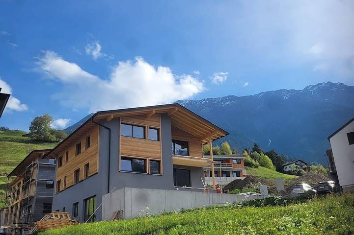 Ferienwohnung für 8 Personen, mit Balkon und Sauna in Kaunerberg
