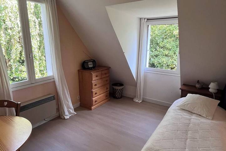 Two houses in a beautiful garden in Carnac, ideal for 2-3 families with children in Carnac, Côte des Mégalithes