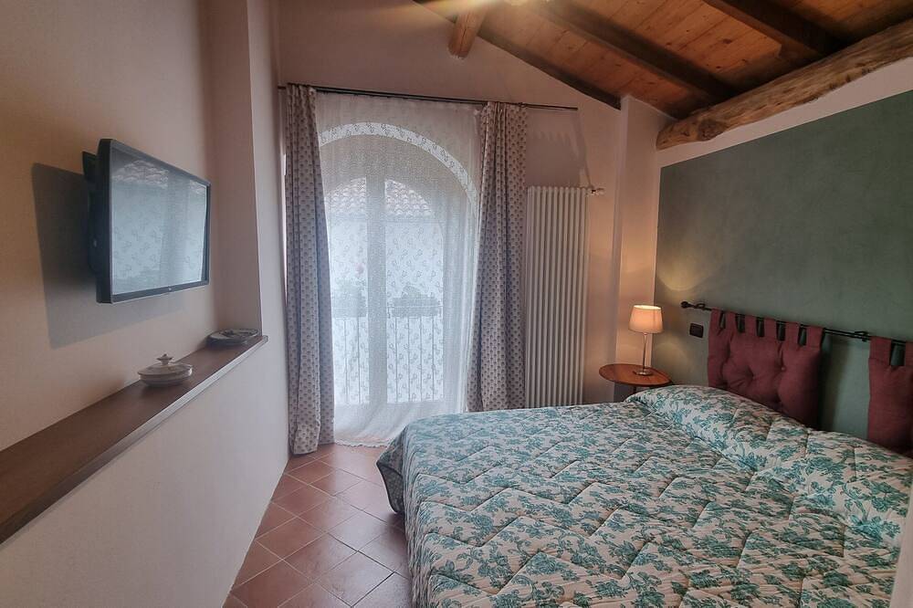 Farmhouse in the heart of the countryside, for groups and families in Rocca Grimalda, Provincie Alessandria