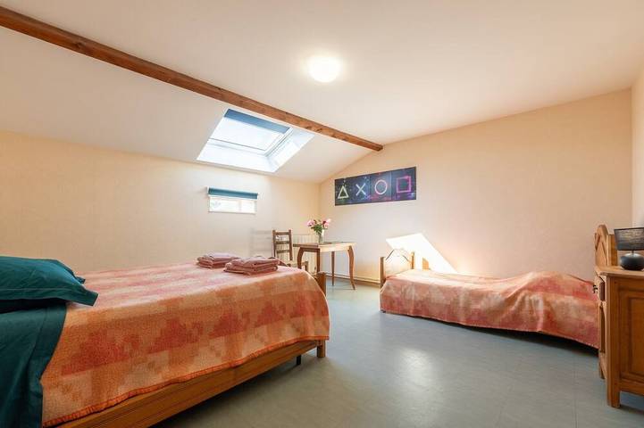 Gîte pour 5 personnes, avec terrasse et jardin à Isches - 2