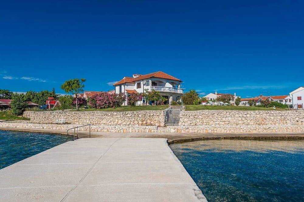 Appartamento vacanze a Zara a partire da 276€ a notte